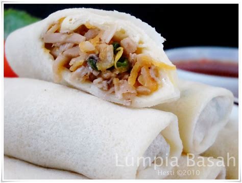 Antara lumpia semarang versi jumbo dengan lumpia semarang versi pasar tentu saja banyak perbedaannya. HESTI'S KITCHEN : yummy for your tummy: Lumpia Basah
