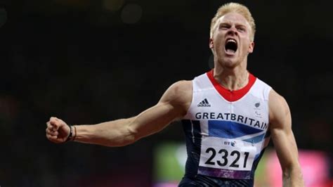 Gold For Britains Jonnie Peacock In A Record Breaking Victory In The