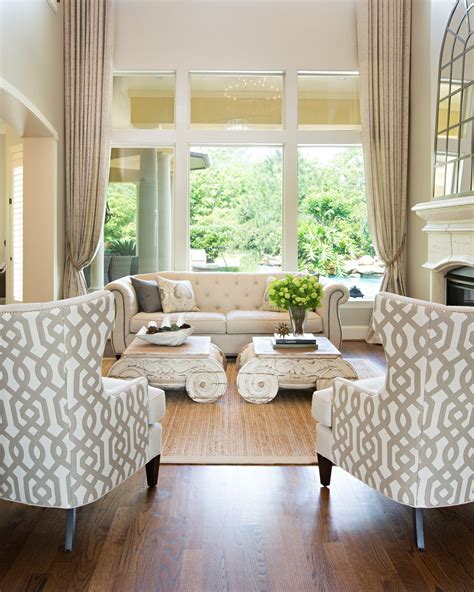 Living Room Amanda Carol Interiors White Base Colors Can Consolidate