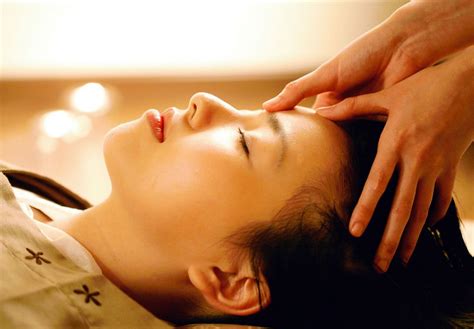 Not Only Can Massage Encourage A Restful Sleep It Also Helps Those Who Cant Otherwise