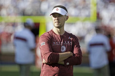 Oklahoma Hc Lincoln Riley Gets Mercilessly Mocked Over Terrible Looking