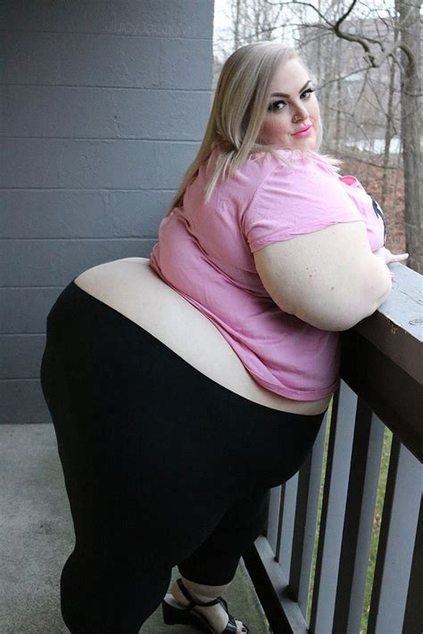 Download ssbbw juicy jackie try to workout in tight clothes. She is so gorgeous xxxxx | Juicy Jackie | Pinterest | Que ...