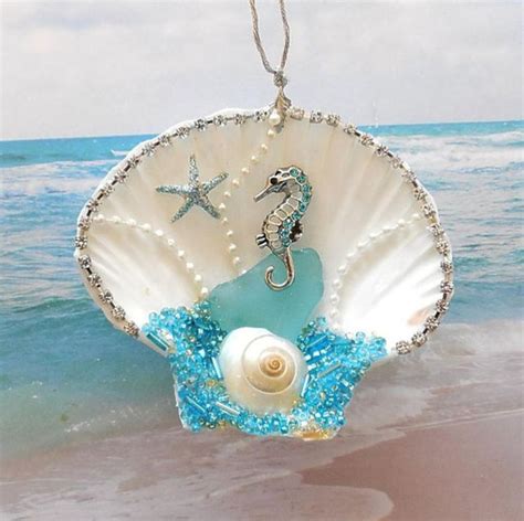 37 Relaxed Beach Themed Christmas Decoration Ideas 13 Seashell Crafts