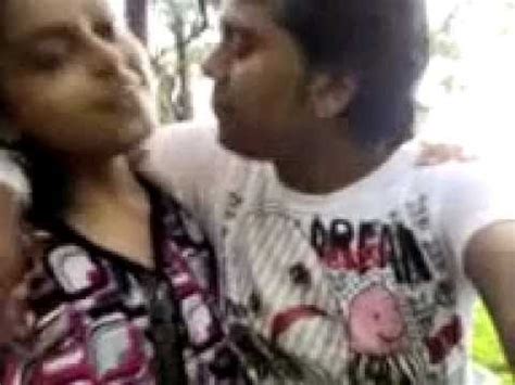 Kissingh In Delhi Couple Of A College Kissing Topjokes Org Youtube
