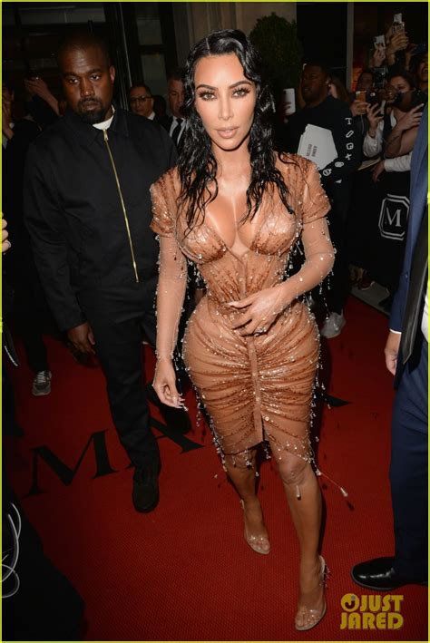 Kim Kardashian S Waist Looks Smaller Than Ever In This Corset Photo 4464802 Kim Kardashian