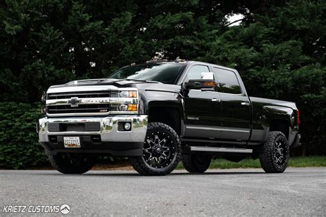Leveled 2019 Chevrolet Silverado 3500 With 20×9 Fuel Lethal Wheels And