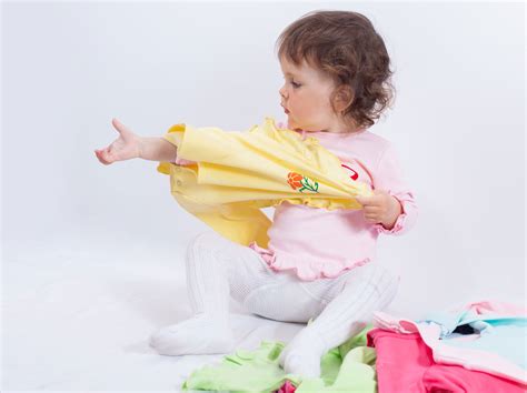 A Parents Guide To Dressing Skills Evergreen Childrens Day Nursery