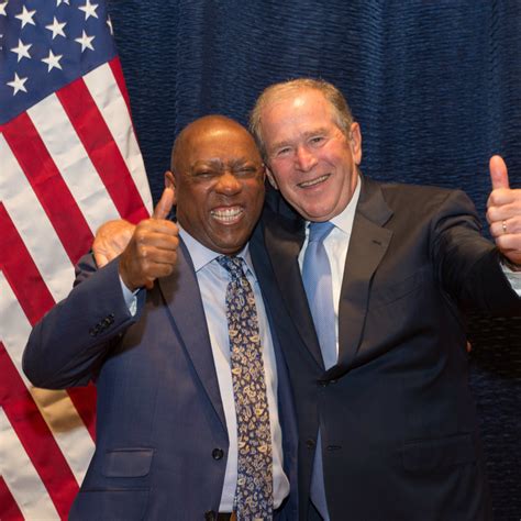 Houstonians Honor Former President George W Bush With Lbj Award