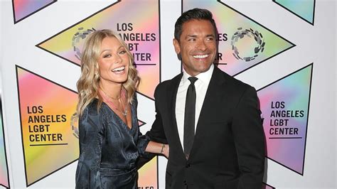 Kelly Ripa Calls Out Troll Who Says Shes Too Old For Husband Mark