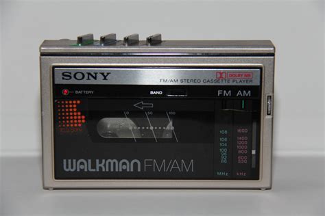 Vintage 1980s Sony Walkman Fmam Cassette Player By Thrillvintage