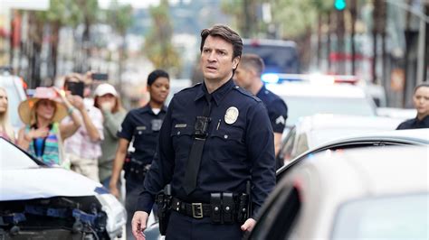 The Rookie Review Nathan Fillion Is As Charming As Ever