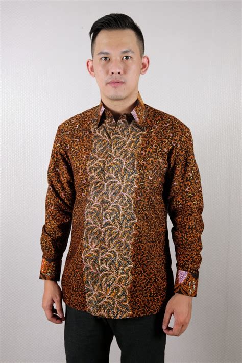 Model Baju Batik Pria Lengan Panjang Untuk Acara Resmi Busana Batik