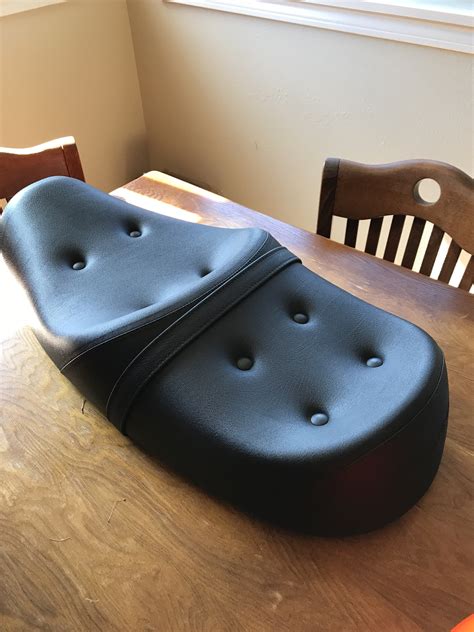 King And Queen Seat For Sale | The Triumph Forum