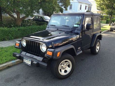 Sell used 2006 Jeep Wrangler SE Sport Utility 2-Door 2.4L ...