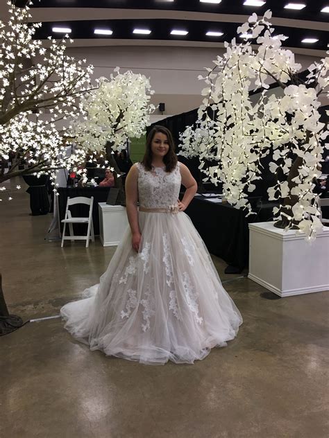 Pin By After5formalwear On Bridal Show 2018 Waco Texas Formal Dresses Bridal Bridal Show