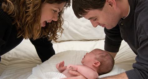 Moms Are More Likely Than Dads To Chat With Newborns Science News