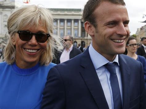 Brigitte trogneux), ранее — озьер (фр. Emmanuel Macron's wife's age: Why the French shrug off ...