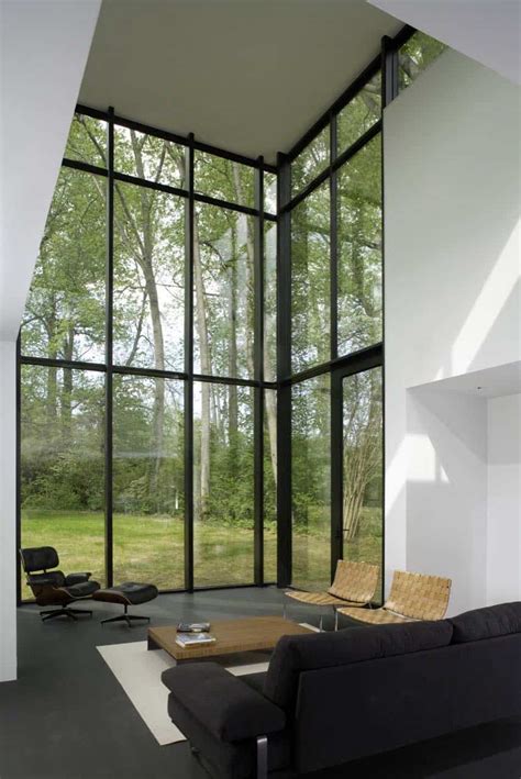 Well, i can't blame you if you cannot design about the kind of design to use because there are indeed tons of design styles to. 21 Luminous modern living rooms showcasing forest views