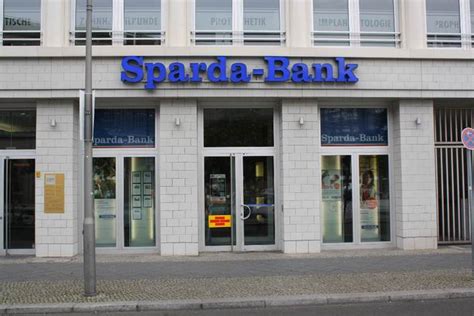Sparen sie sich den weg zur filiale oder den anruf über das telefon. Geldautomat Sparda-Bank - Georgenstraße in Berlin Mitte ...