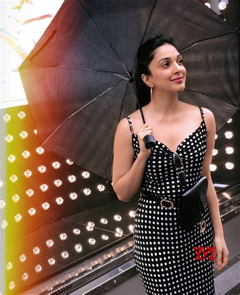 Actress Kiara Advani Latest Sexy Stills Social News Xyz