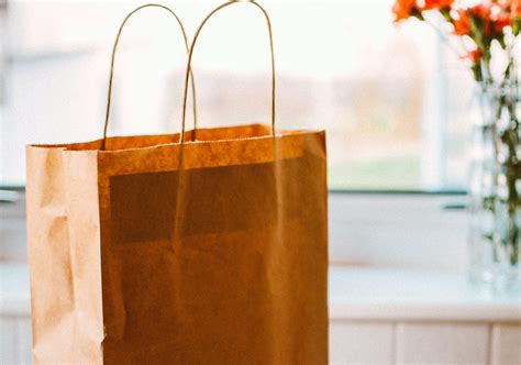 You can use uber eats gift cards to pay balances on orders from restaurants and other food establishments that deliver via the uber eats platform. Get 10% Off Uber Eats and DoorDash Gift Cards - Danny the Deal Guru