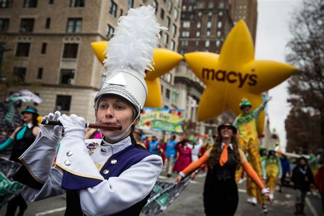 Macy's Thanksgiving Day Parade 2015 What Time & When Starts | Heavy.com