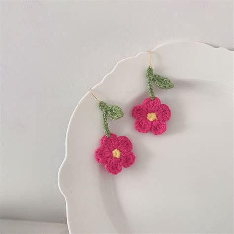 Exquisite Crochet Flower Earrings Handmade 3d Floral Crochet Earrings