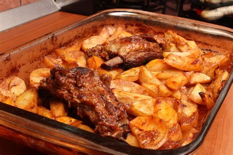 Cartofi Cu Porc N Untur La Cuptor Re Et Culinar