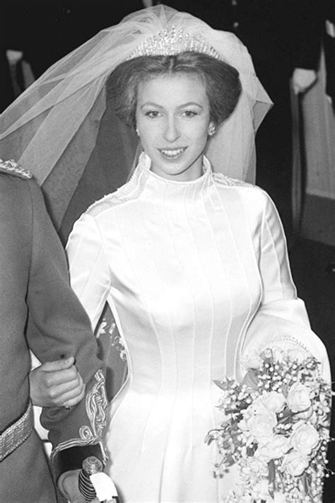 Princess anne and phillips went on to have two children, peter and zara phillips. Best Royal Family Jewelry of All Time - 30 Most Epic Royal ...