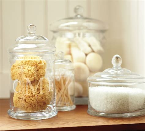 In this post i share many simple ideas for decorating with apothecary jars. Vera's Appetite for Creation: My Holidays: A Cabin by the ...