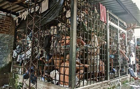 Pictures El Salvador Prison