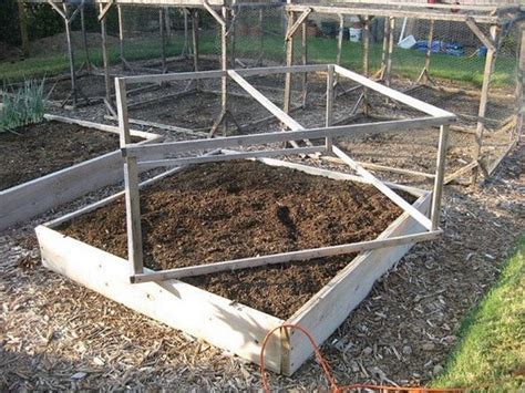 Removable Raised Garden Bed Fence 8 Easy Diy Steps
