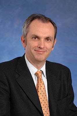 For our mac business overall, we faced cfo luca maestri: L'italiano Luca Maestri cfo di Apple - Brand News