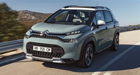 Redesigned 2021 Citroen C3 Aircross Shows Its New Fish Like Face For