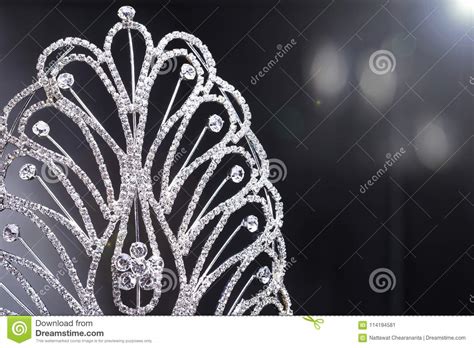 Diamon Silver Crown For Miss Pageant Beauty Contest Crystal Tia Stock Image Image Of Gemstone