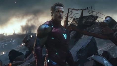 Endgame on the other hand, has fewer deaths in comparison. Here's Why The Scene Where Tony Stark Goes To The ...