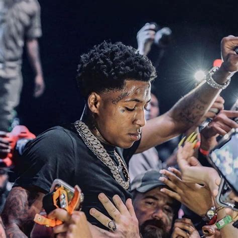 38 Baby Wallpaper Youngboy Never Broke Again Gives Cash To People In
