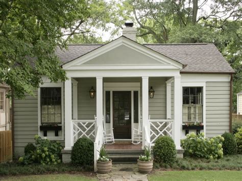 Bungalow Style Decorating Small Front Porches On Houses