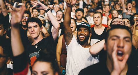 Crowd Management 101 How To Manage Crowds At Events Billetto Blog