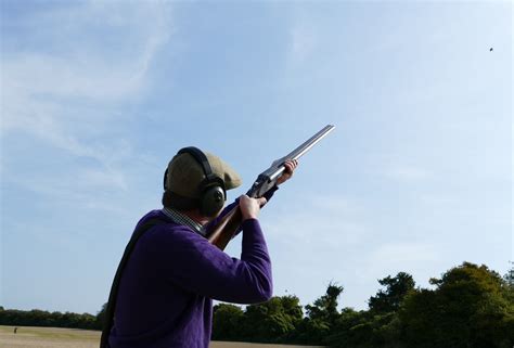Benelli sbe 3 best synthetic 12 ga x 3 1/2, 28 barrel. The most popular shotgun brands for game shooting - GunsOnPegs