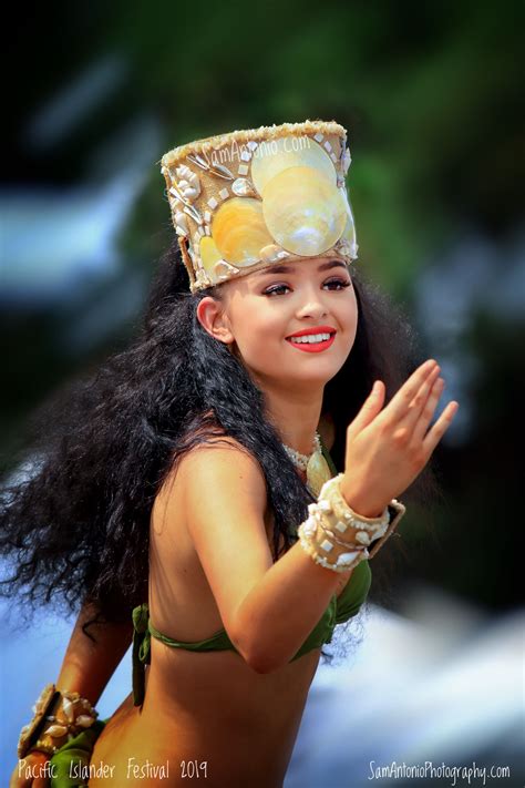 Hula Dancers At Pacific Islander Festival