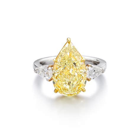 Fancy Intense Yellow Diamond And Diamond Ring Mount By Graff 601克拉