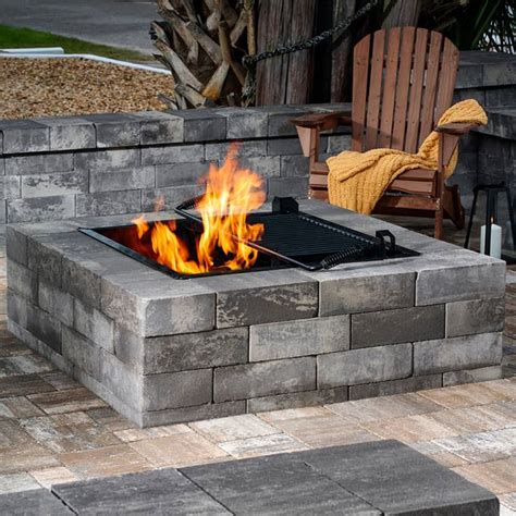 Easton Smooth Texture Square Fire Pit Kit Belgard