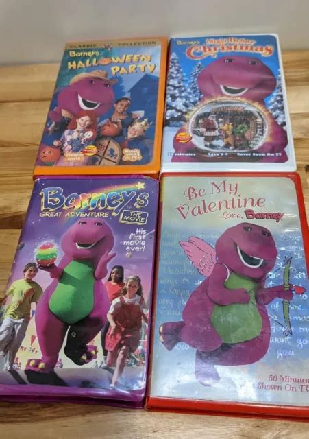 Barney Lot Of 4 Vhs Clamshells Be My Valentine Night Before Christmas