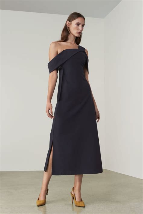 Option 3 The Elegant And Sophisticated Dress Victoria Beckhams
