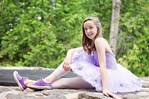 A teen model, khia lopez is perhaps best known for her work with the weekend wardrobe. Talented Teens - Stittsville Teen Photographer | Michelle Barbeau's Blog