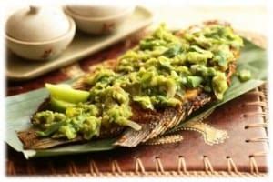 Rasa ikan mas goreng ini lumayan gurih dan lezat sehingga sangat banyak penggemar ikan mas goreng ini. Resep Membuat Ikan Gurame Goreng Cabe Hijau