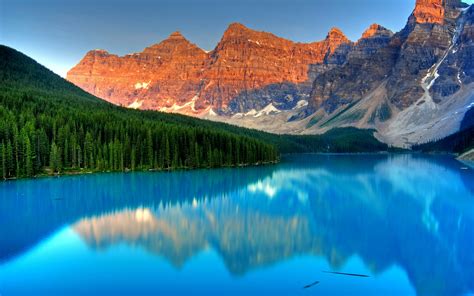 Beautiful Rusty Mountains By Moraine Lake Canada Wallpaper Nature
