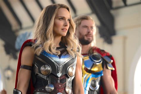 Review ‘thor Love And Thunder Doesnt Live Up To The Hype Daily Sentinel
