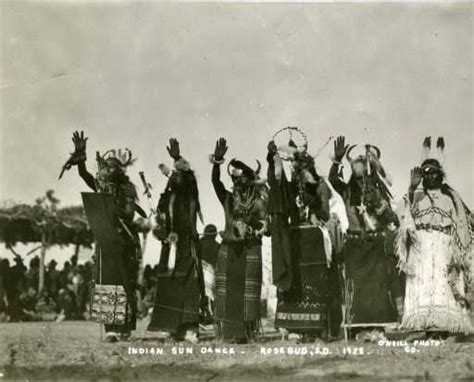 Sicangu Sun Dance Near Rosebud S Dakota 1928 Native American Life Native American History